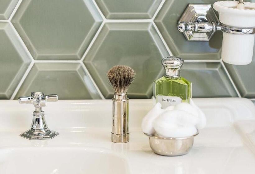 اتاق اجرایی, Palazzo Roselli Cecconi