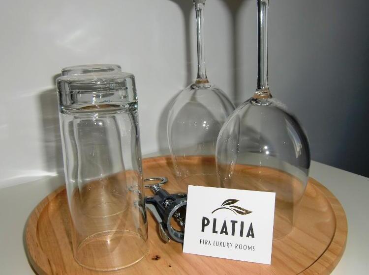 Chambre Deluxe, Platia