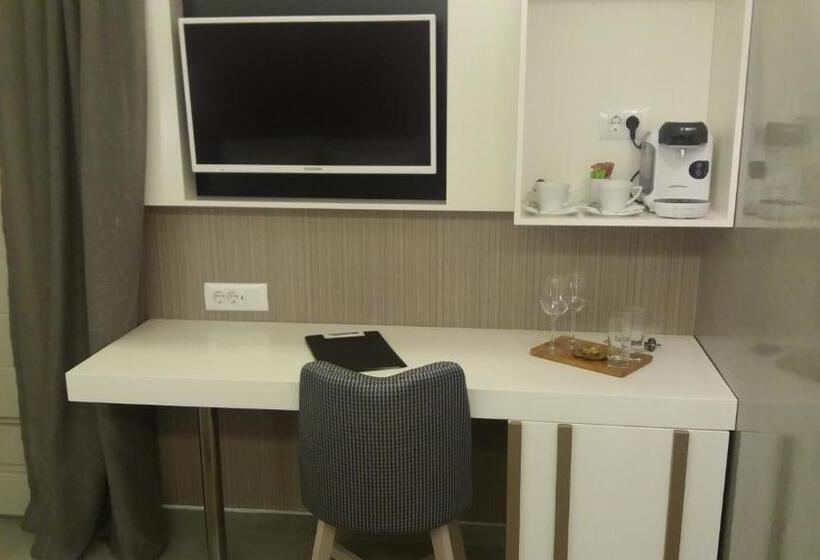 Chambre Supérieure, Platia