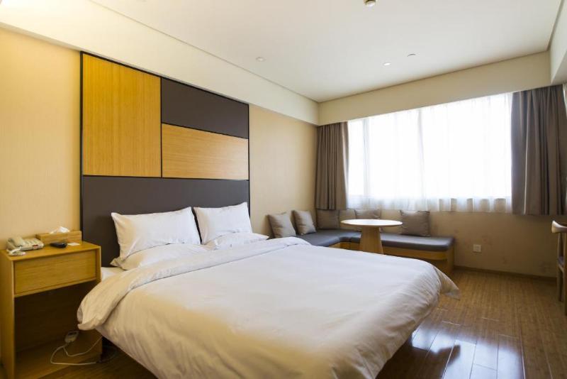 Quarto standard, Ji Hotel Shanghai Hongqiao International Exhibition Center