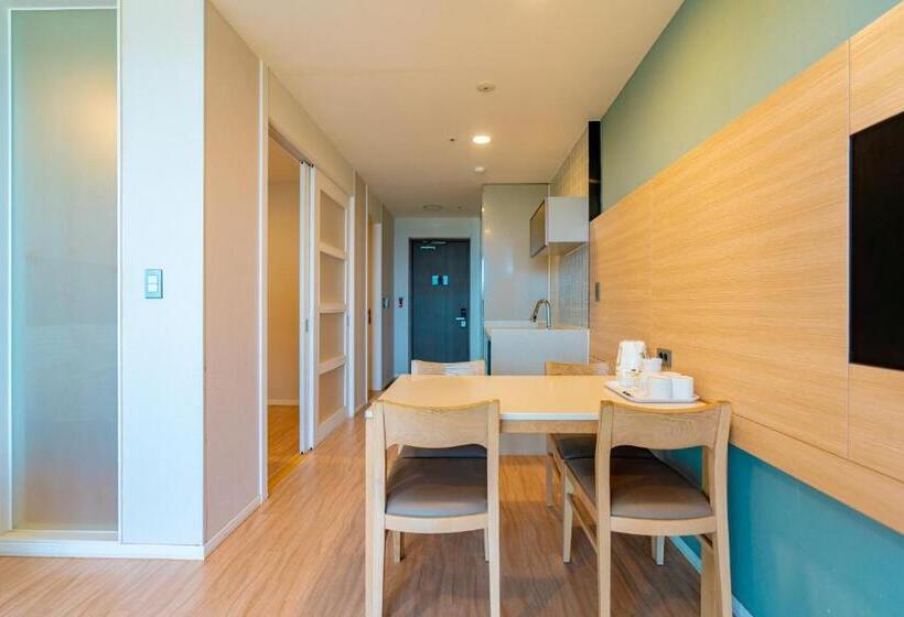 חדר משפחתי נוף לים, Sol Beach Samcheok