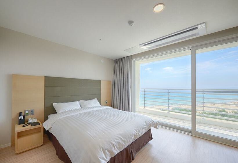 Quarto Familiar Vista Mar, Sol Beach Samcheok