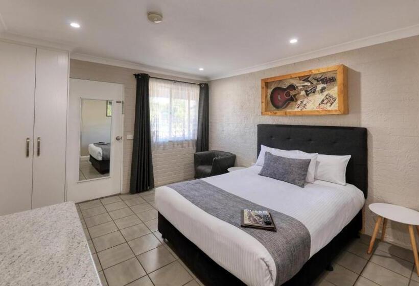 اتاق استاندارد, Country Leisure Motor Inn