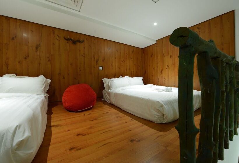 Номер Стандарт, De Art I City Shah Alam