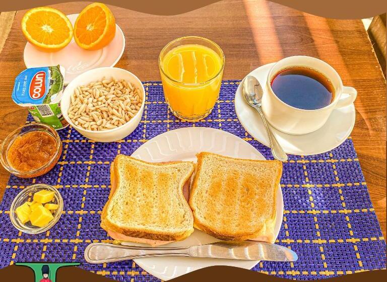 غرفة قياسية, Londres La Serena