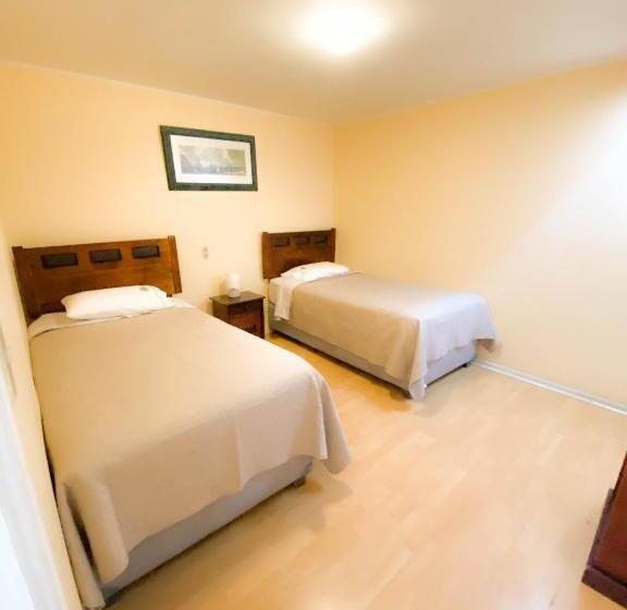 غرفة قياسية, Londres La Serena