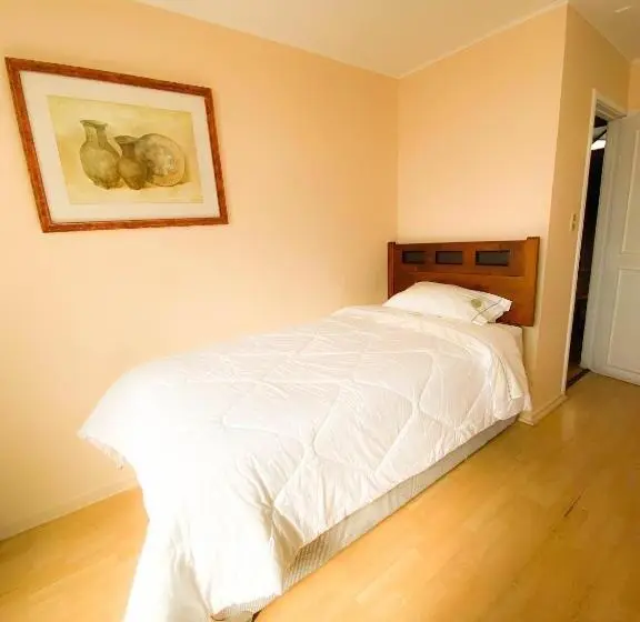 اتاق استاندارد چهار تخته, Londres La Serena