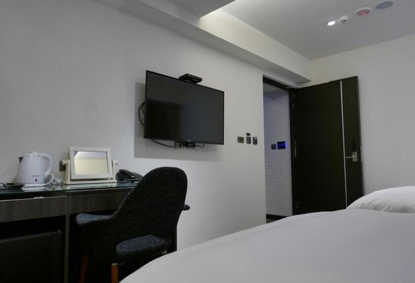 اتاق لوکس خانوادگی, 泊居旅店二館 Oursinn Hotel 2