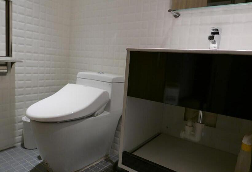 اتاق استاندارد یک تخته با سرویس بهداشتی مشترک, 泊居旅店二館 Oursinn Hotel 2