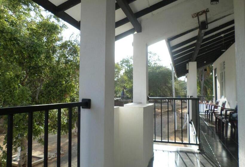 Номер Стандарт, Romana Rest Kataragama