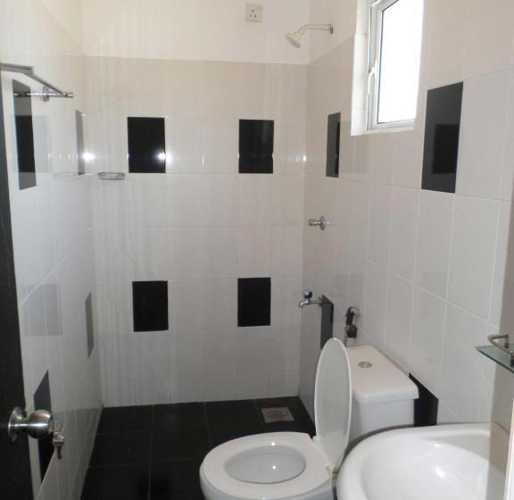 Семейный Номер, Romana Rest Kataragama