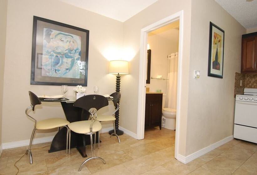 舒适一室公寓, Sheridan Suites Apartments