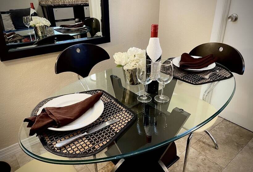 舒适一室公寓, Sheridan Suites Apartments