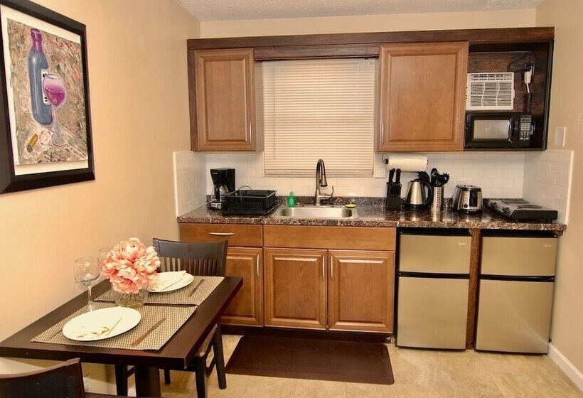 舒适一室公寓, Sheridan Suites Apartments