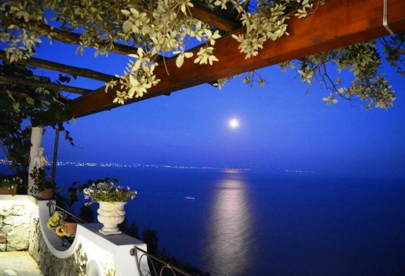 Номер Стандарт, B&b Miramare