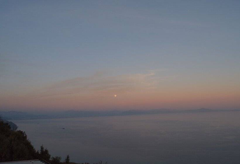 Номер Стандарт, B&b Miramare