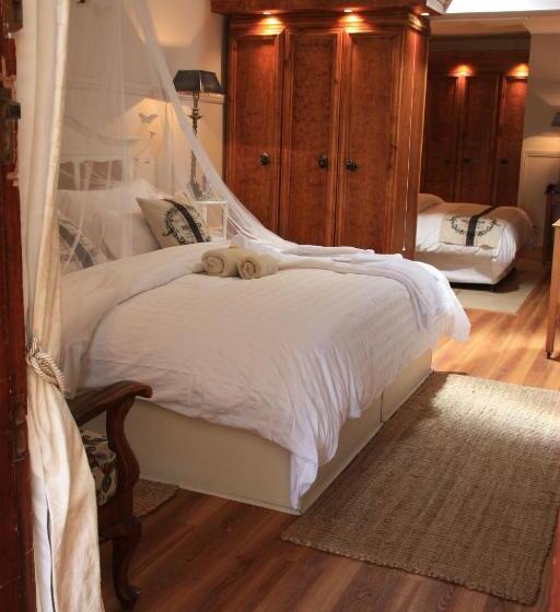 ファミリールーム, Victoria Manor