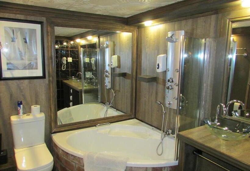 デラックスルーム, Victoria Manor