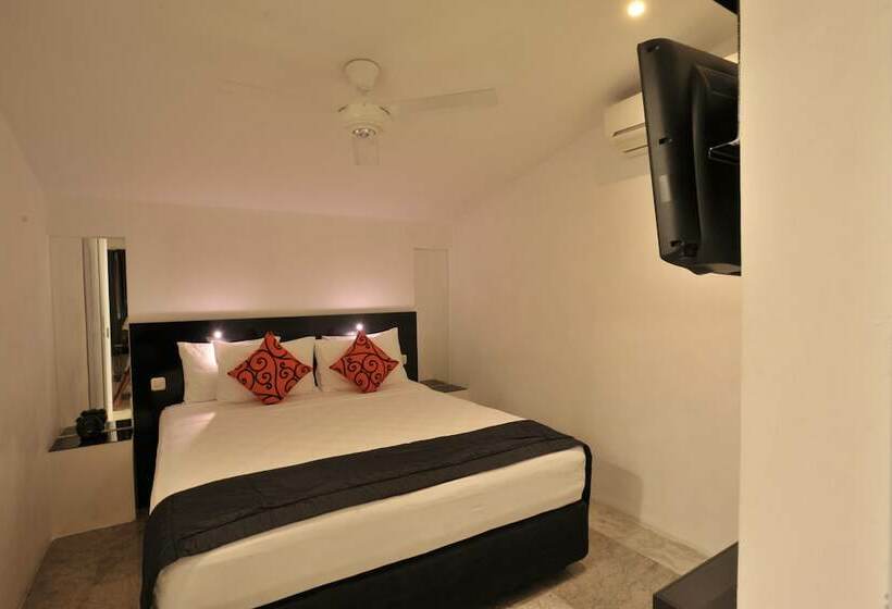 חדר סטנדרט נוף לבריכה, Bali Yarra Villas  Seminyak