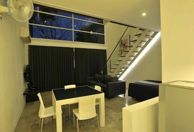 דירת חדר נוף לבריכה, Bali Yarra Villas  Seminyak