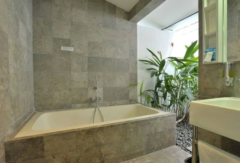 דירת חדר נוף לבריכה, Bali Yarra Villas  Seminyak