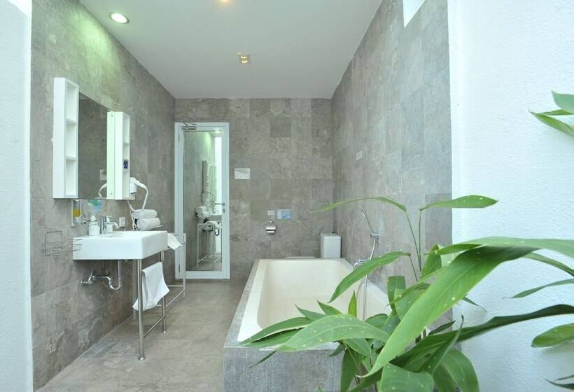 דירת 2 חדרי שינה עם נוף לבריכה, Bali Yarra Villas  Seminyak