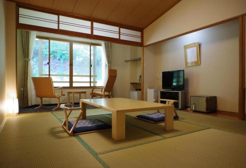 חדר משפחתי, Kyukamura Iwate Amiharionsen