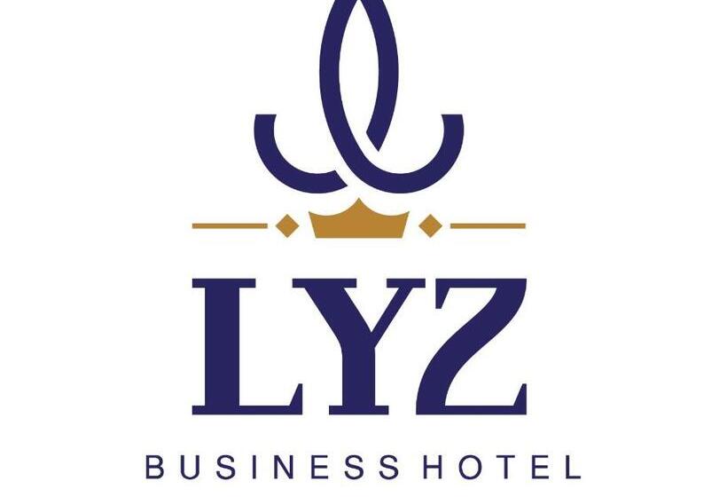 Номер Executive Кровать Кинг, Lyz Business