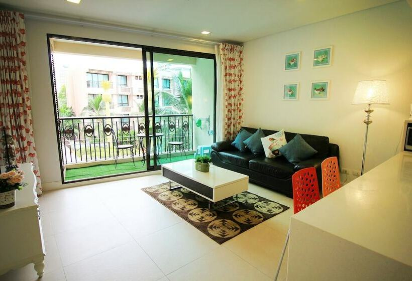プールビュースタンダードルーム, Marrakesh Condo Residence By Hua Hin Property Online