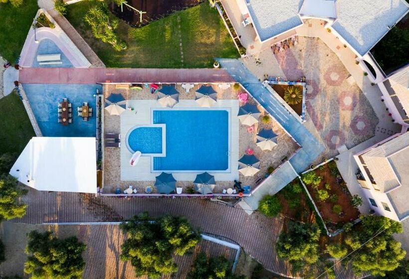 דירת שני חדרים, Paradisio Baby & Kinder