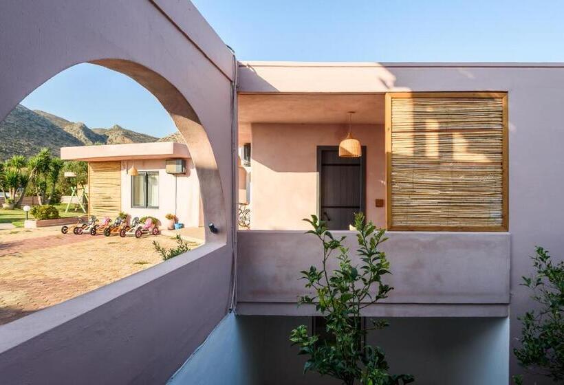 דירת שני חדרים, Paradisio Baby & Kinder