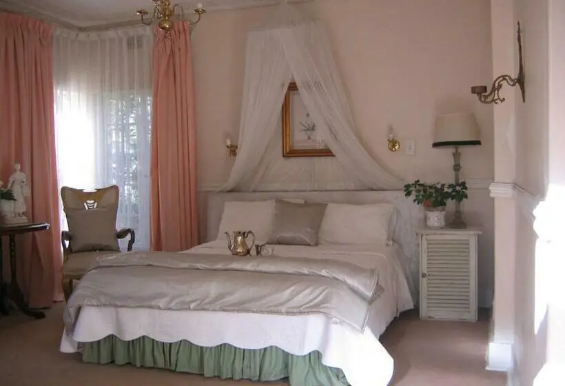Huoneisto 1 Makuuhuone Pohjakerros, Villa Victoria Executive Guest House