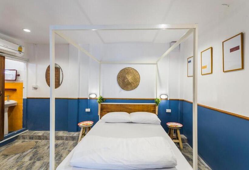 غرفة ديلوكس, Stockhome Hostel Ayutthaya