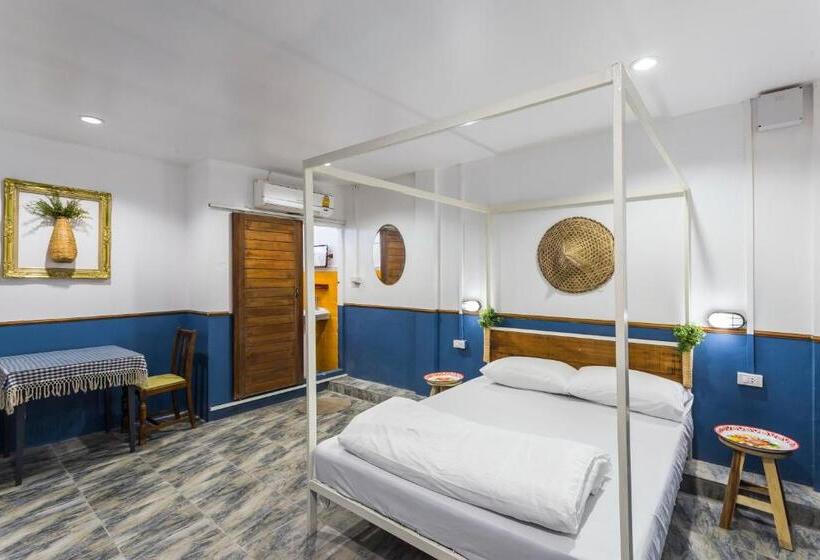 غرفة ديلوكس, Stockhome Hostel Ayutthaya