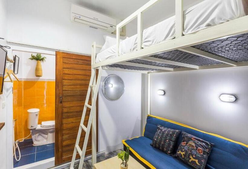スタンダードルーム, Stockhome Hostel Ayutthaya