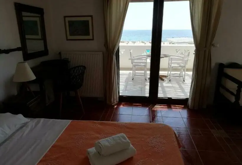 استودیوی استاندارد با چشم‌انداز دریا, Vina Beach