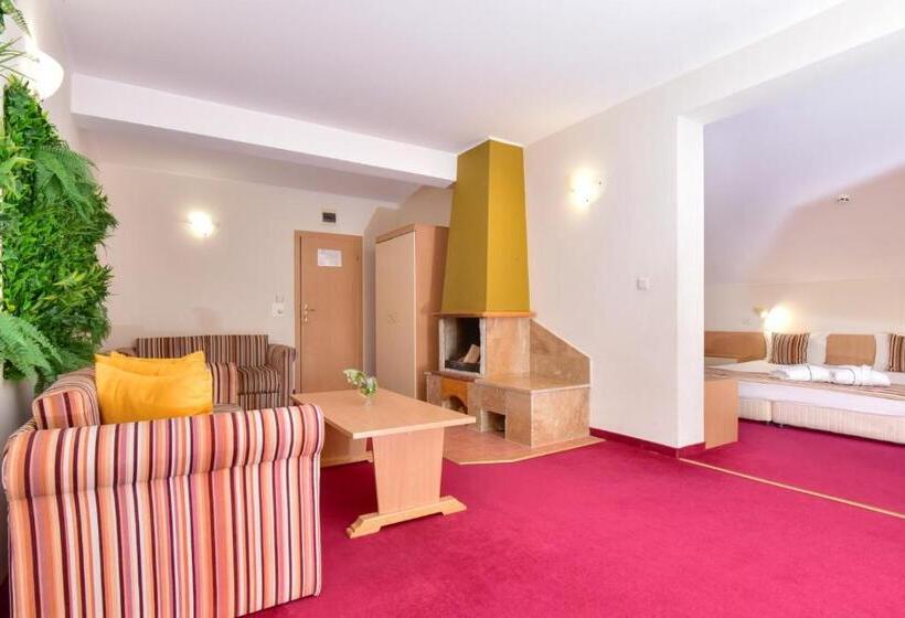 جناح, Diva Hotel & Thermal Pool