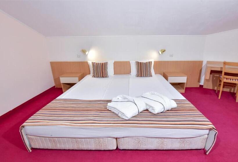 جناح, Diva Hotel & Thermal Pool