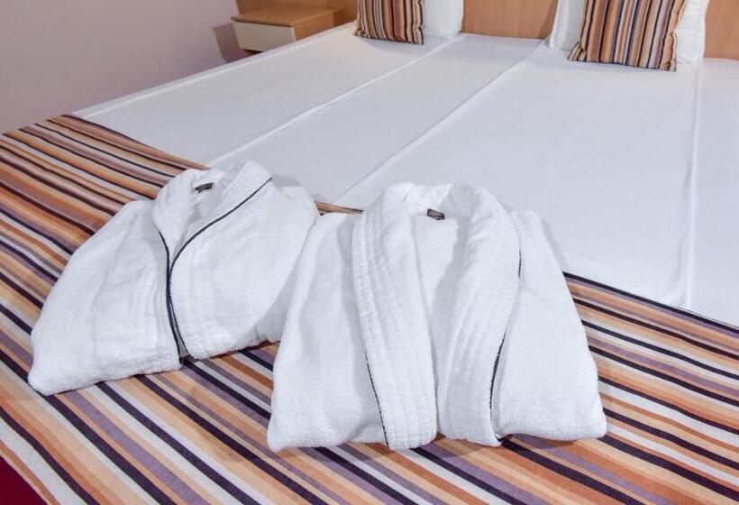 جناح, Diva Hotel & Thermal Pool