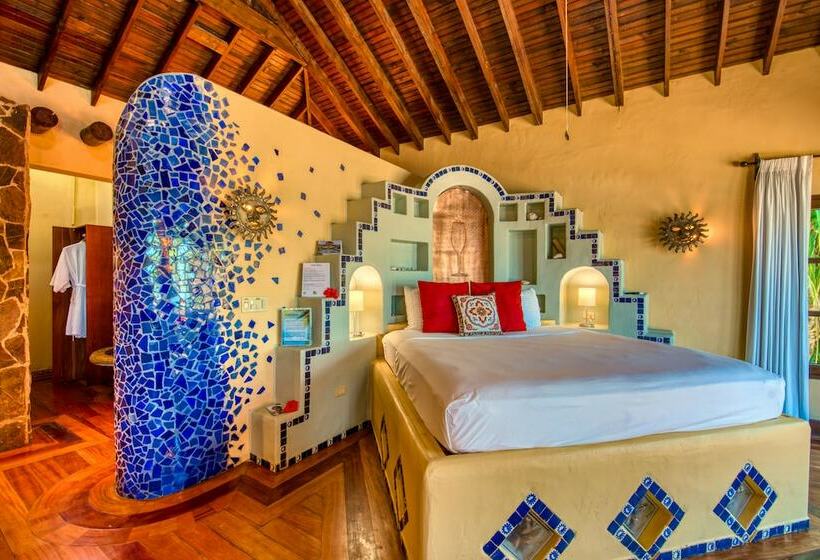 Deluxe Suite King Bed, Caribe Tesoro