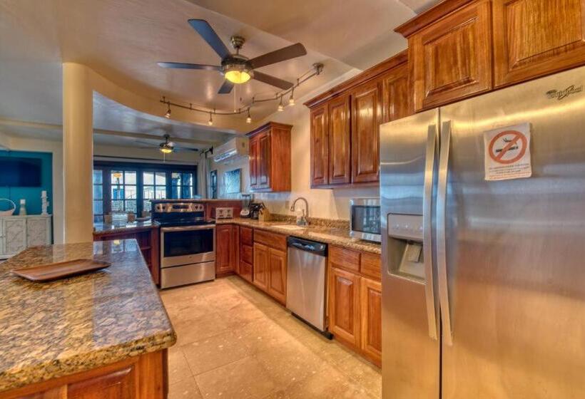 ویلای 3 خوابه, Caribe Tesoro