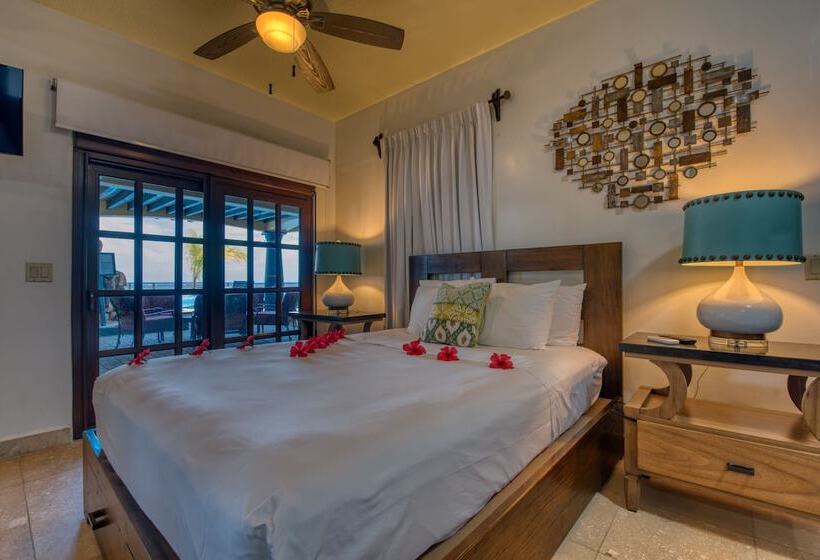 Suite Queen Bed, Caribe Tesoro