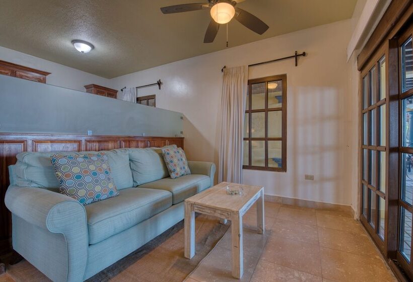 Suite Queen Bed, Caribe Tesoro
