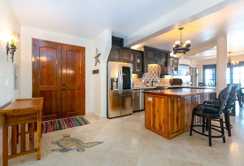 ویلا دلوکس 3 خوابه, Caribe Tesoro