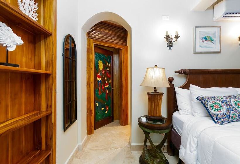 ویلا دلوکس 3 خوابه, Caribe Tesoro