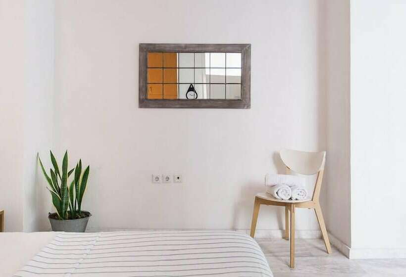 スタンダードスタジオ, Concierge Downtown