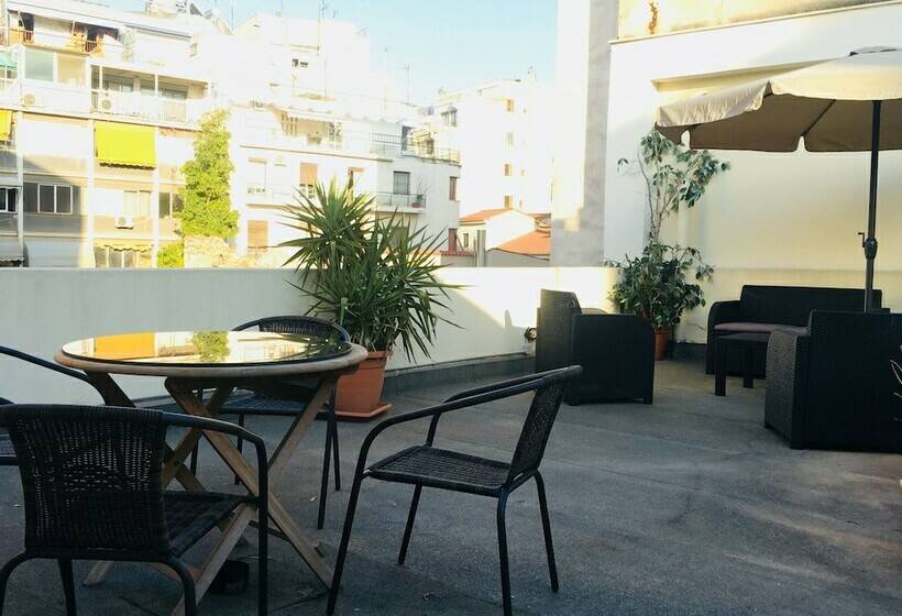 スタンダードスタジオ, Concierge Downtown