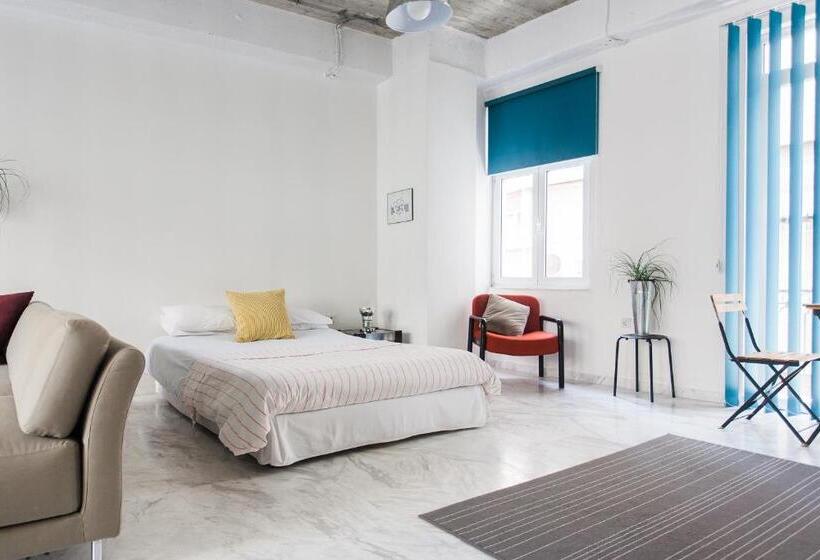 デラックススタジオ, Concierge Downtown