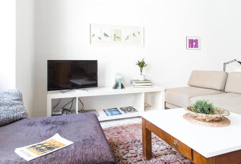 デラックススタジオ, Concierge Downtown