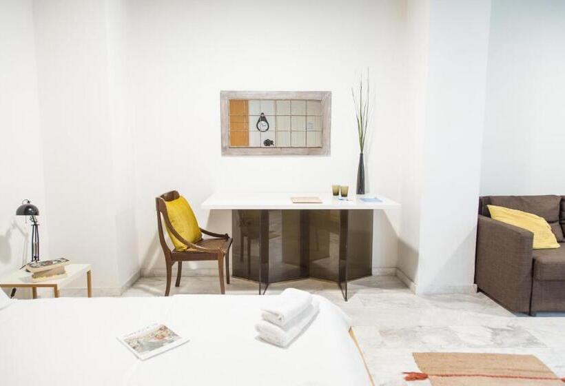 Escritório Estándar, Concierge Downtown